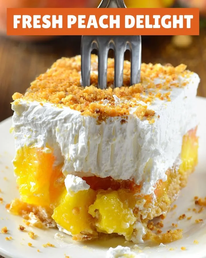 Fresh Peach Delight dessert showcasing ripe peaches and delicious toppings