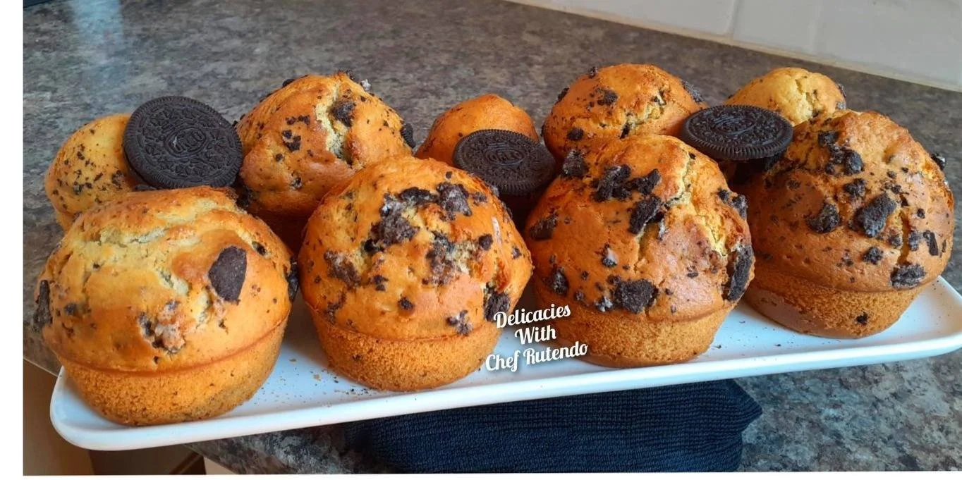 Freshly baked Oreo Muffins with chunks of Oreo cookies